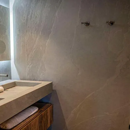Silvestre Apartment